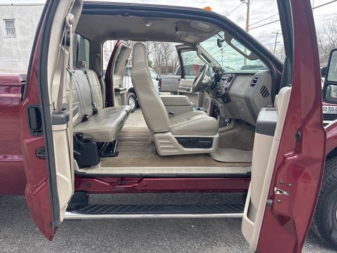 Used 2008 Ford F250 Lariat image 33