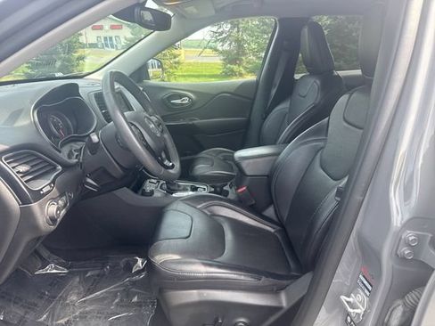 Used 2023 Jeep Cherokee Altitude Lux AWD/4WD image 11