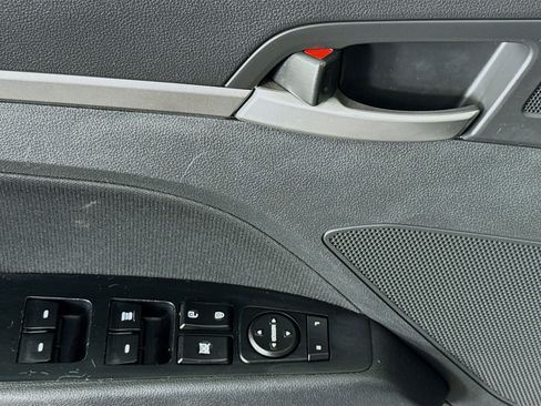 Used 2018 Hyundai Elantra Sedan FWD image 22