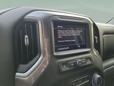 Used 2024 Chevrolet Silverado 1500 Custom w/ Turbomax Blackout Package RWD image 17