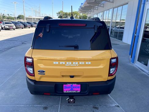 Used 2022 Ford Bronco Sport Outer Banks w/ Tech Package AWD/4WD image 3