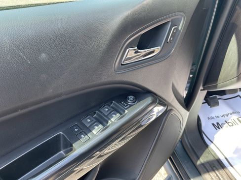 Used 2015 GMC Canyon SLE w/ All-Terrain Adventure Package image 13