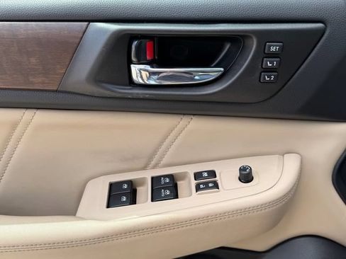 Used 2018 Subaru Outback 2.5i Limited AWD/4WD image 26