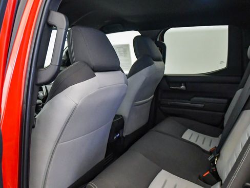 Used 2024 Toyota Tacoma TRD Sport w/ TRD Sport Upgrade Package image 22