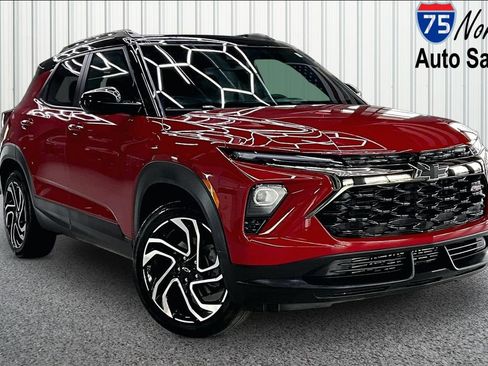 Used 2026 Chevrolet TrailBlazer RS w/ Convenience Package AWD/4WD image 1