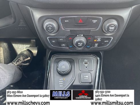 Used 2019 Jeep Compass Limited AWD/4WD image 22