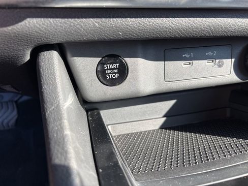 Certified 2026 Nissan Rogue SV AWD/4WD image 31