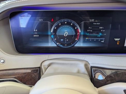 Used 2019 Mercedes-Benz S 560 Sedan image 35