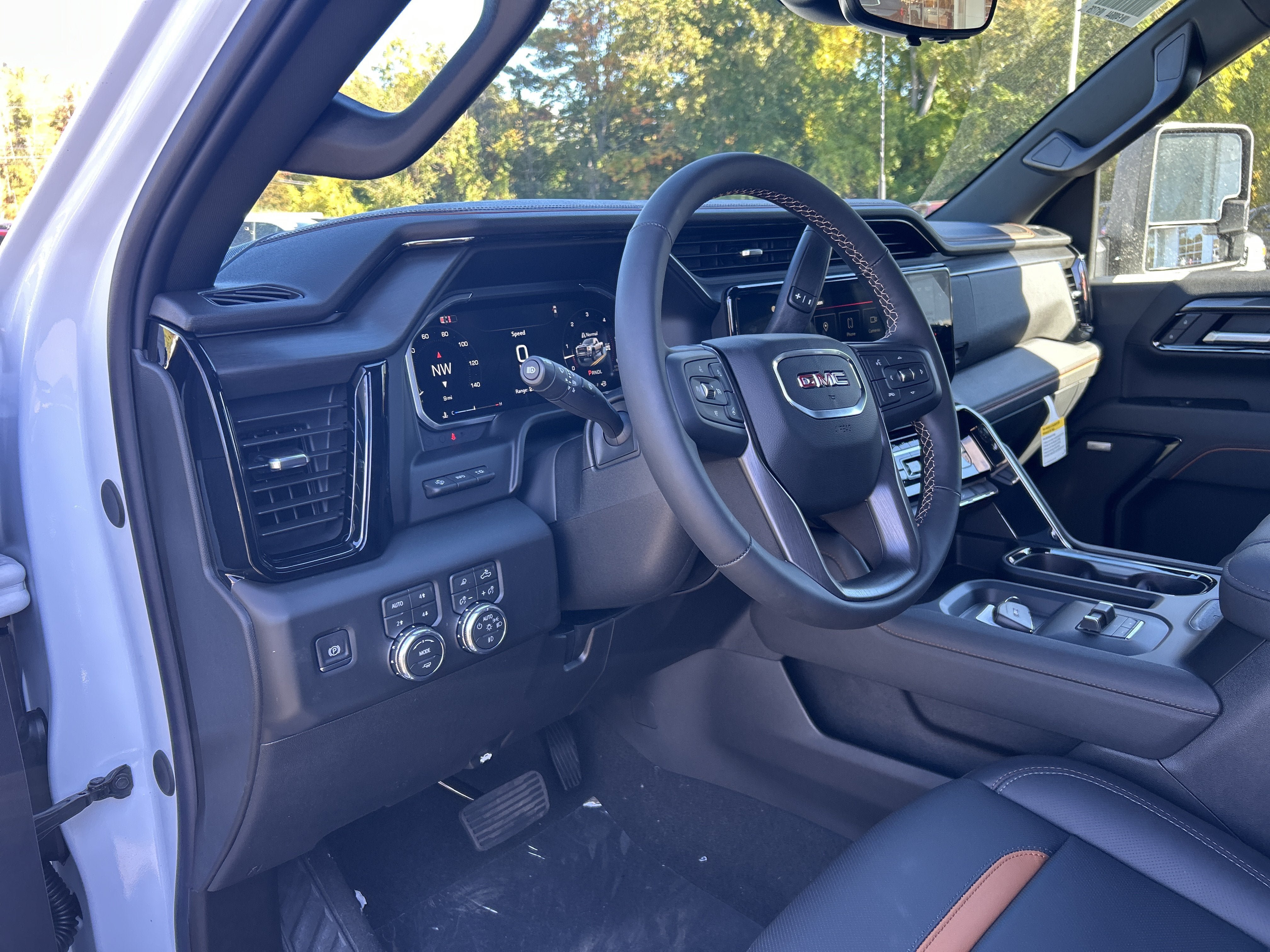 New 2026 GMC Sierra 3500 AT4 w/ AT4 Premium Plus Package AWD/4WD image 20