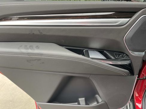 New 2026 Cadillac Escalade Luxury w/ Touring Package image 17