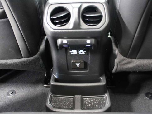 Used 2023 Jeep Wrangler Unlimited Sahara w/ Cold Weather Group AWD/4WD image 37