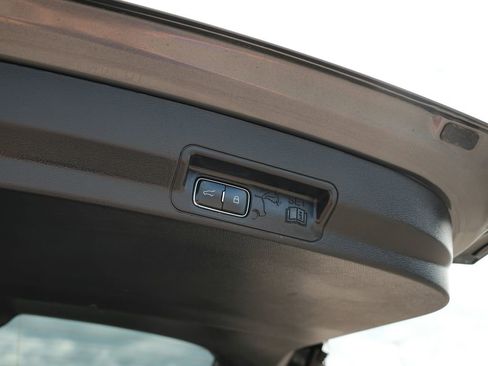 Used 2025 Ford Explorer ST-Line RWD image 29