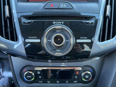 Used 2014 Ford Focus Titanium image 19