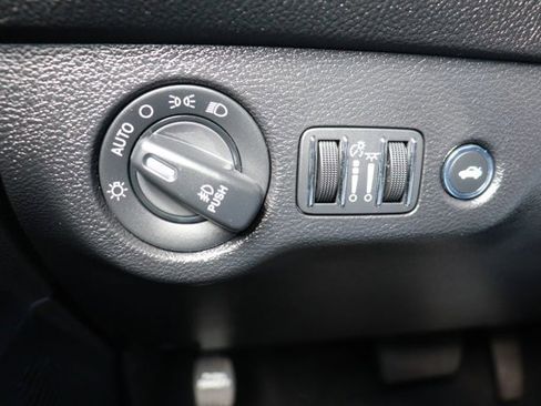 Used 2021 Dodge Challenger GT image 23