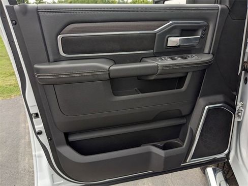 New 2025 RAM 2500 Laramie image 10