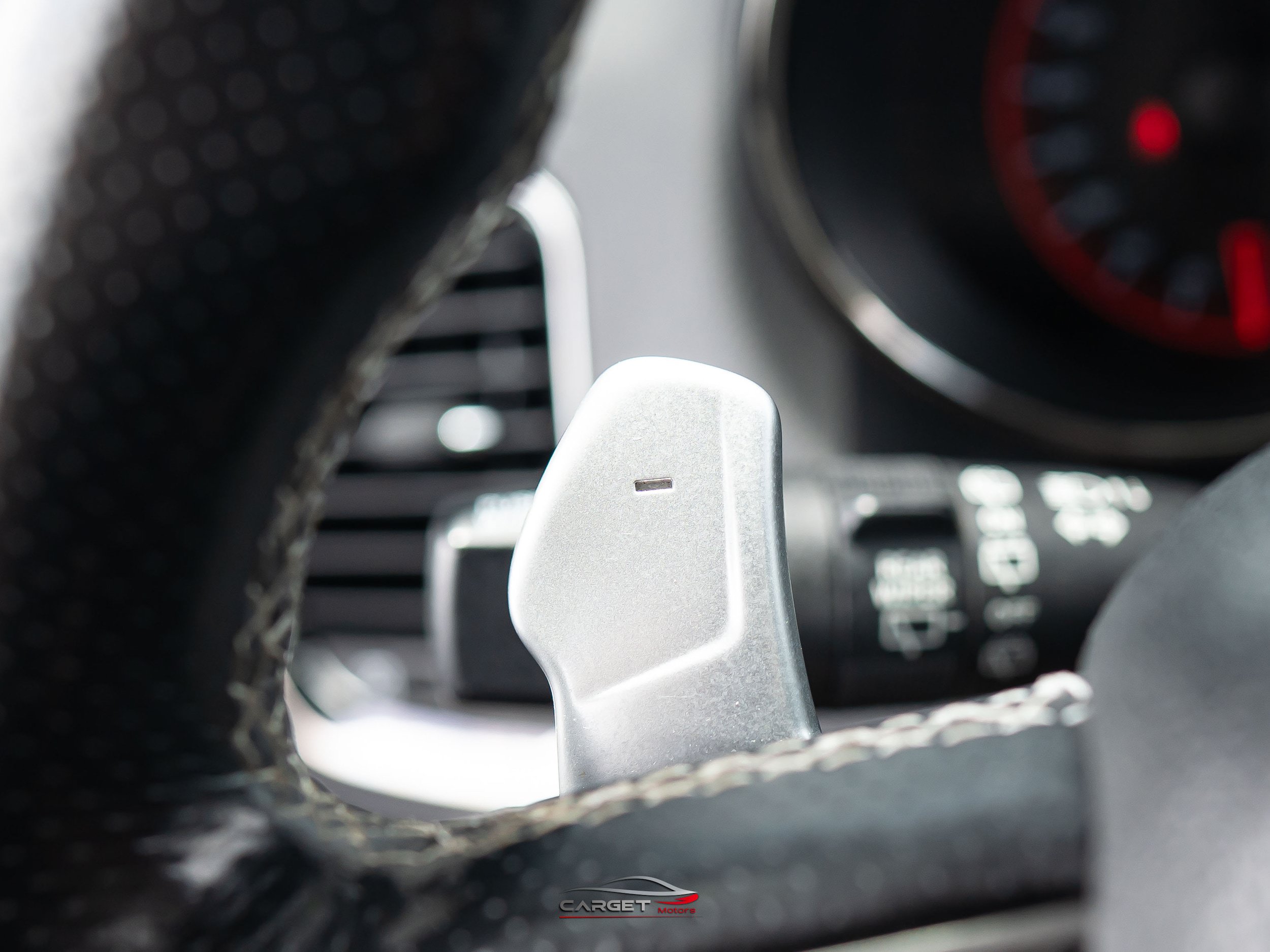 Used 2018 Dodge Durango SRT AWD/4WD image 29