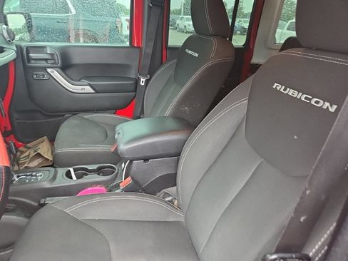 Used 2016 Jeep Wrangler Unlimited Rubicon w/ Dual Top Group AWD/4WD image 8