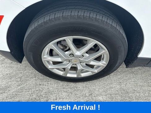 Used 2023 Chevrolet Equinox LT FWD image 18