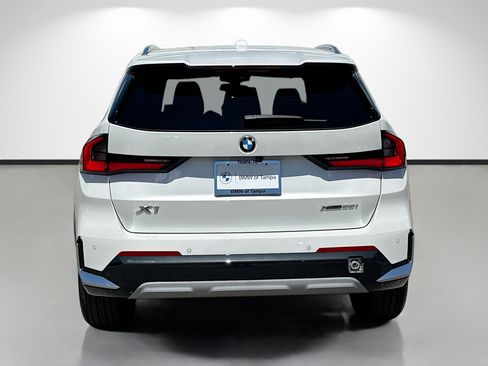New 2026 BMW X1 xDrive28i w/ Convenience Package AWD/4WD image 4