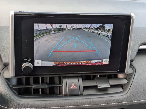 Used 2024 Toyota RAV4 LE image 20