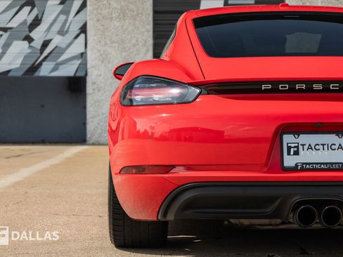 Used 2020 Porsche 718 Cayman S RWD image 14