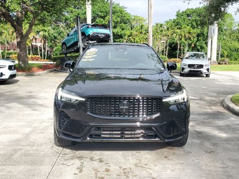 Certified 2024 Volvo XC60 T8 Ultimate w/ Protection Package AWD/4WD image 2