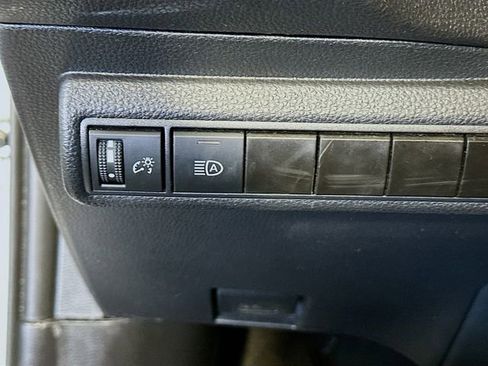 Certified 2025 Toyota Corolla LE image 11