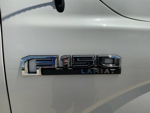 Used 2019 Ford F150 Lariat w/ Equipment Group 501A Mid AWD/4WD image 5