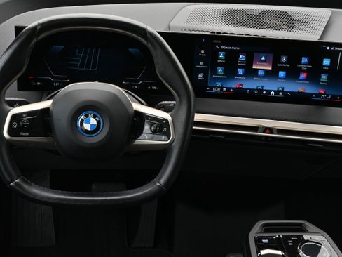 Certified 2024 BMW iX xDrive50 w/ Premium Package AWD/4WD image 15