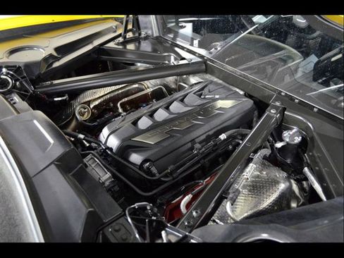 New 2026 Chevrolet Corvette Stingray Premium Cpe w/ Z51 Performance Package RWD image 18