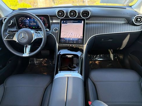 Certified 2025 Mercedes-Benz GLC 350e 4MATIC image 32