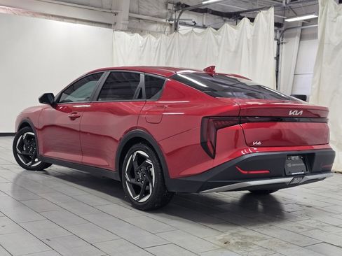 Used 2025 Kia K4 EX image 12