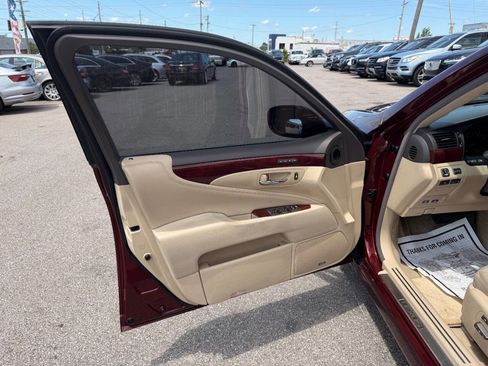 Used 2009 Lexus LS 460 RWD image 18