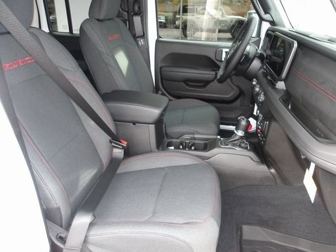 New 2026 Jeep Wrangler Unlimited Rubicon image 18