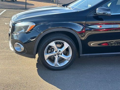 Used 2019 Mercedes-Benz GLA 250 4MATIC image 10