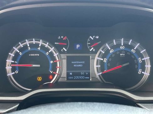 Used 2016 Toyota 4Runner SR5 Premium AWD/4WD image 36