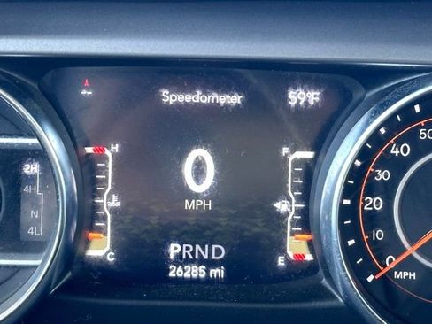 Used 2021 Jeep Gladiator Sport image 19