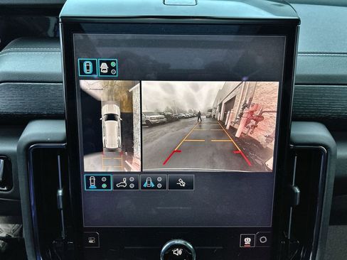 Used 2026 GMC Yukon AT4 Ultimate image 15