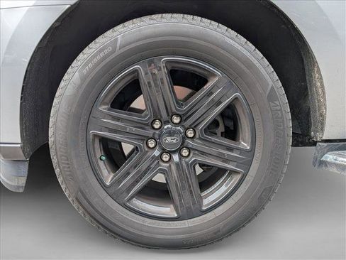 Used 2020 Ford Expedition XLT w/ Equipment Group 202A RWD image 18