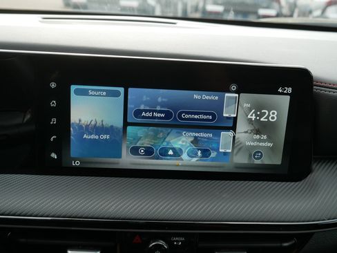Certified 2025 Nissan Kicks SR AWD/4WD image 22