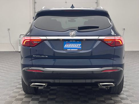 Used 2023 Buick Enclave Essence FWD image 8