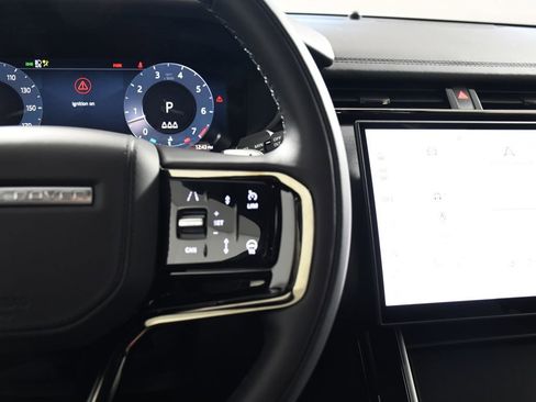New 2026 Land Rover Range Rover Velar Dynamic SE AWD/4WD image 30