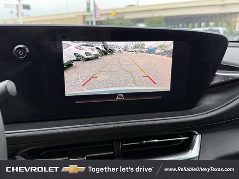 Used 2024 Buick Envista Preferred image 25