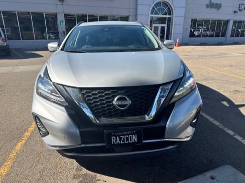 Used 2023 Nissan Murano SV AWD/4WD image 2