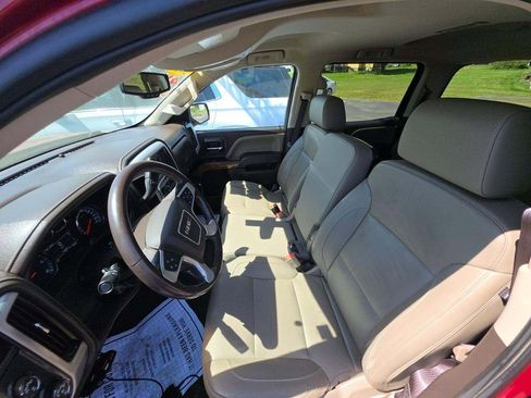 Used 2018 GMC Sierra 1500 SLT w/ Suspension Package, Off-Road image 2