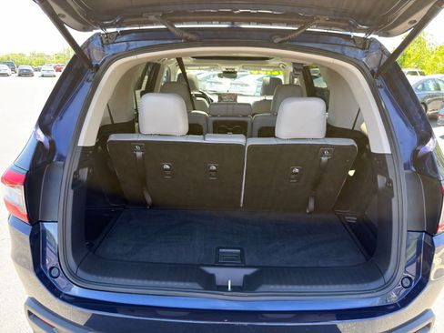 Used 2024 Honda Pilot Touring image 33