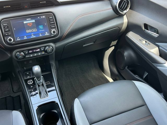 Used 2024 Nissan Kicks SR w/ SR Premium Package FWD image 27