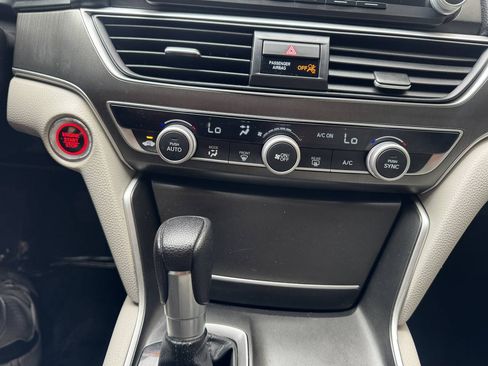 Used 2020 Honda Accord LX image 24