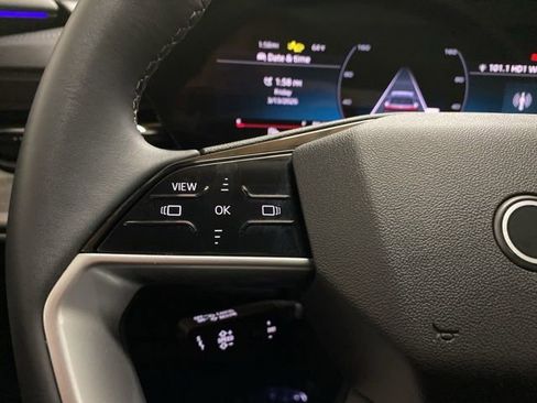 Used 2025 Audi Q5 Premium w/ Convenience Package image 35