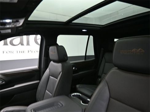 Used 2023 Chevrolet Tahoe High Country image 17